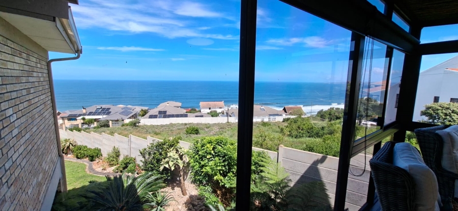  Bedroom Property for Sale in Dana Bay Western Cape